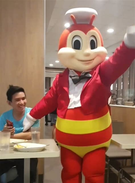 The Jollibee mascot: A versatile addition to any event